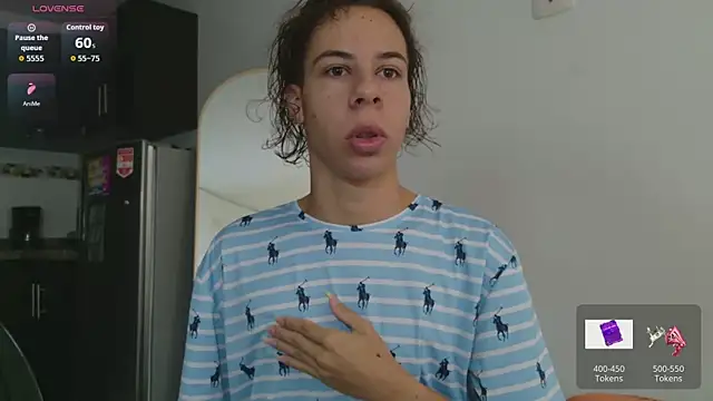 Snapshot of grey___27 chatting on March 24, 2026, 11:32 am grey 27 online show from March 24, 2026, 11:32 am