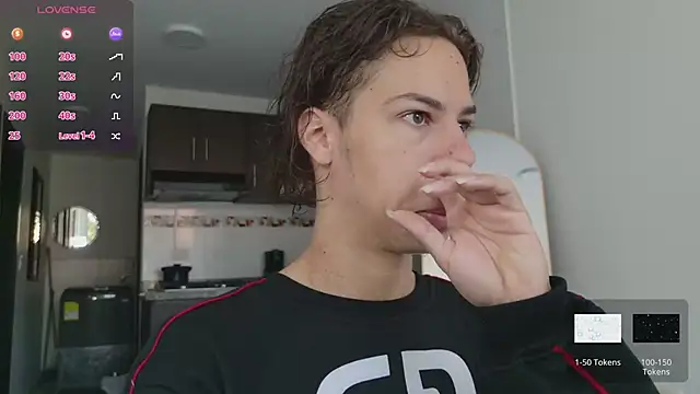 Snapshot of grey___27 chatting on January 18, 2026, 12:08 pm grey 27 online show from January 18, 2026, 12:08 pm