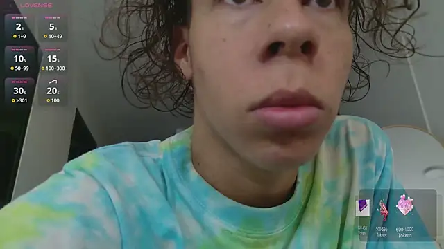 Snapshot of grey___27 chatting on March 16, 2026, 11:36 am grey 27 online show from March 16, 2026, 11:36 am