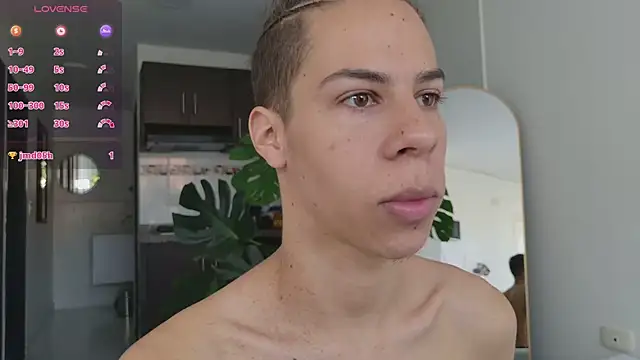 Snapshot of grey___27 chatting on November 9, 2025, 12:09 pm grey 27 online show from November 9, 2025, 12:09 pm