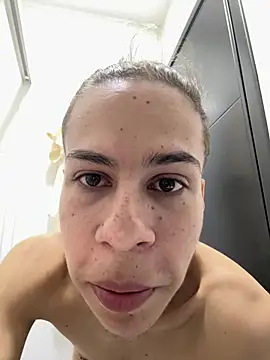 Snapshot of grey___27 chatting on January 9, 2026, 6:04 pm grey 27 online show from January 9, 2026, 6:04 pm