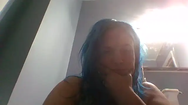 stellaquinn1775 online show from February 23, 2026, 3:34 pm