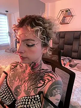 Snapshot of Bonnie_vega chatting on April 29, 2026, 7:53 pm Bonnie vega online show from April 29, 2026, 7:53 pm