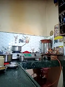 Mamta Chaterjee online show from October 8, 2025, 3:08 am