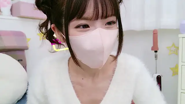 Snapshot of -minami- chatting on January 31, 2025, 12:29 pm -minami- online show from January 31, 2025, 12:29 pm