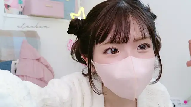 Snapshot of -minami- chatting on March 9, 2025, 6:50 am -minami- online show from March 9, 2025, 6:50 am