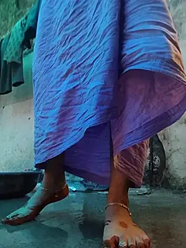 Hi Radhika online show from September 22, 2025, 1:55 am