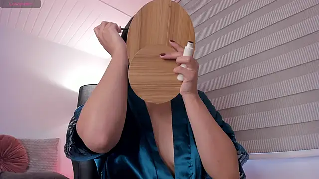 Snapshot of vico_sweety chatting on November 20, 2025, 4:51 pm vico sweety online show from November 20, 2025, 4:51 pm