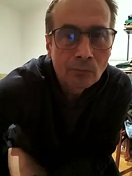 Snapshot of gendos777 chatting on January 12, 2026, 1:56 am gendos777 online show from January 12, 2026, 1:56 am