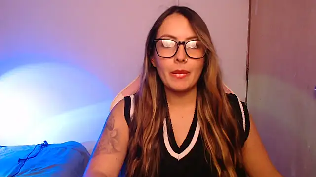 lalawhitte online show from November 6, 2025, 9:30 pm