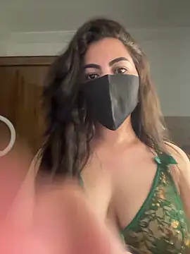 Snapshot of Hot-Sarah-arab chatting on May 12, 2026, 10:38 pm Hot-Sarah-arab online show from May 12, 2026, 10:38 pm