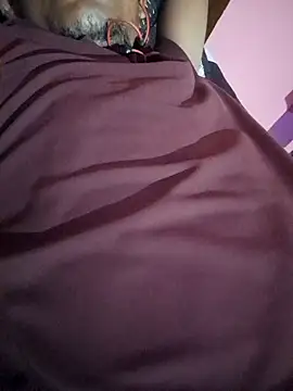 Snapshot of ind_hero chatting on September 28, 2025, 9:05 am ind hero online show from September 28, 2025, 9:05 am