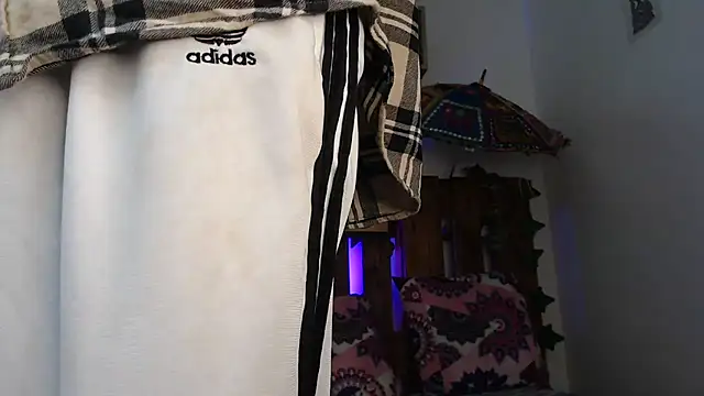 Snapshot of SARA_VAL3NTINA_ chatting on March 14, 2025, 6:07 pm SARA VAL3NTINA  online show from March 14, 2025, 6:07 pm