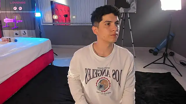 Brat  online show from February 28, 2026, 9:14 pm