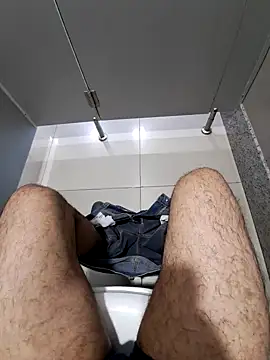 Snapshot of johny_69d@xh chatting on January 16, 2025, 9:05 am johny 69dxh online show from January 16, 2025, 9:05 am