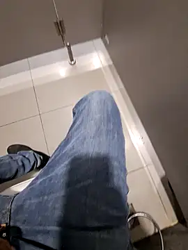 Snapshot of johny_69d@xh chatting on January 9, 2025, 7:31 am johny 69dxh online show from January 9, 2025, 7:31 am