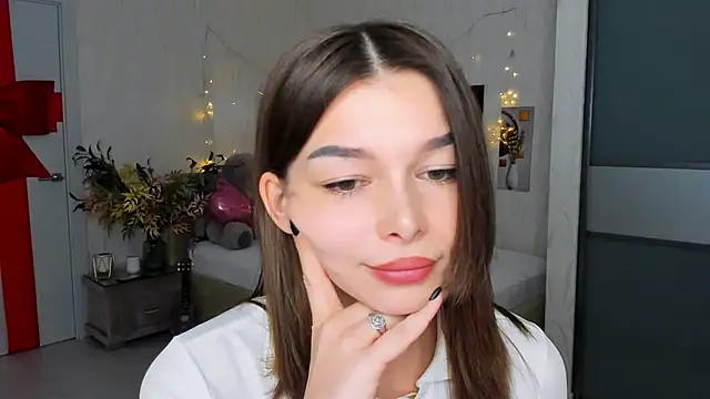 Snapshot of ContinentOfTranquility chatting on March 17, 2025, 10:27 am ContinentOfTranquility online show from March 17, 2025, 10:27 am