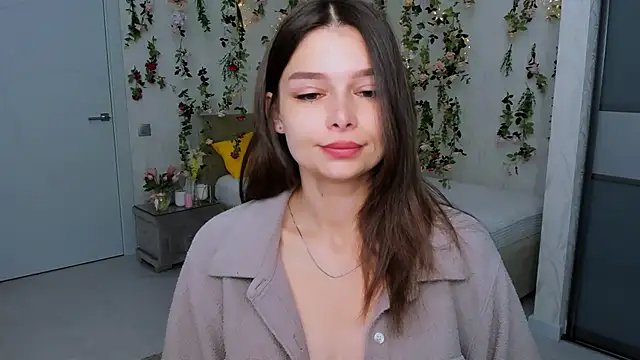 Snapshot of ContinentOfTranquility chatting on September 10, 2025, 1:04 am ContinentOfTranquility online show from September 10, 2025, 1:04 am