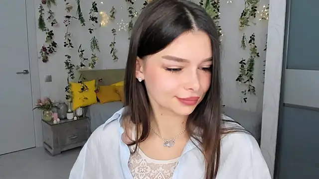 Snapshot of ContinentOfTranquility chatting on November 5, 2025, 1:20 am ContinentOfTranquility online show from November 5, 2025, 1:20 am