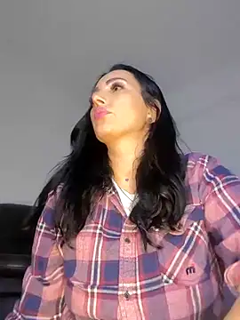 ReiyaRey online show from October 23, 2025, 8:51 pm