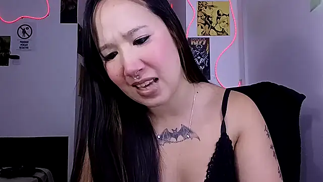 Snapshot of Japabaixinha chatting on March 6, 2026, 11:27 am Japabaixinha online show from March 6, 2026, 11:27 am