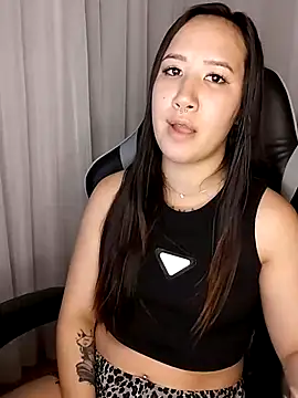 Japabaixinha online show from February 22, 2025, 8:18 am