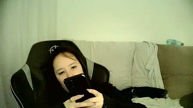 Japabaixinha online show from March 19, 2025, 12:48 am