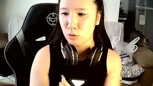 Japabaixinha online show from March 14, 2025, 7:55 pm