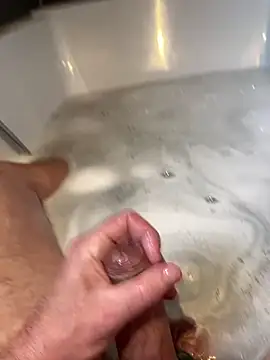 Snapshot of LivingLegend1978 chatting on February 14, 2026, 3:01 pm LivingLegend1978 online show from February 14, 2026, 3:01 pm