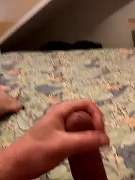 Snapshot of LivingLegend1978 chatting on December 21, 2025, 8:38 am LivingLegend1978 online show from December 21, 2025, 8:38 am