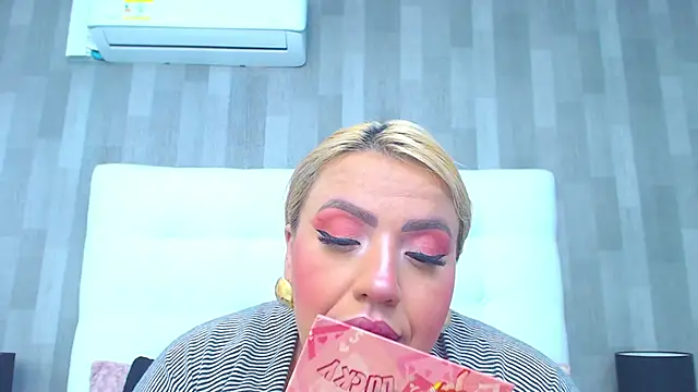 LeahMillerr online show from January 14, 2026, 1:26 pm