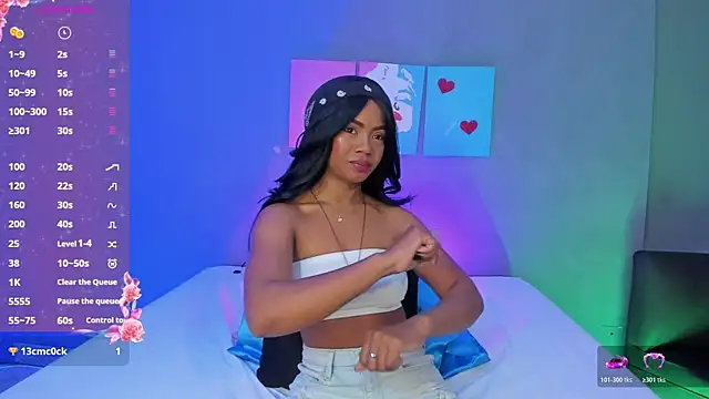 EmmaSmith06 online show from November 13, 2025, 5:17 pm