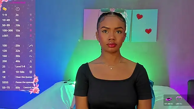 EmmaSmith06 online show from November 19, 2025, 5:24 pm