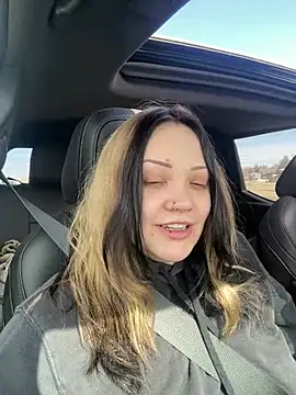 skinwalkingzombie online show from April 18, 2026, 6:10 pm