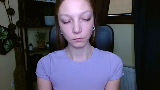 EmillyPlay online show from February 26, 2026, 12:16 pm