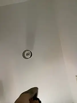 Snapshot of Yourhotboy_42 chatting on February 5, 2025, 2:26 pm Yourhotboy 42 online show from February 5, 2025, 2:26 pm