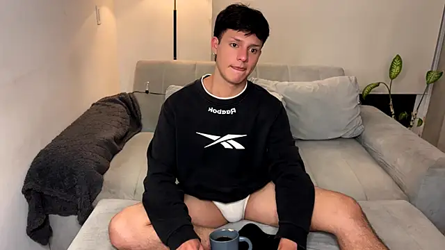 Snapshot of Alexxblue chatting on December 2, 2025, 9:11 am Alexxblue online show from December 2, 2025, 9:11 am