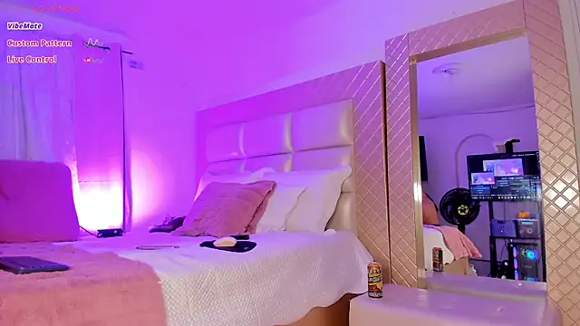 Snapshot of jimerestrep_ chatting on February 18, 2026, 7:06 am jimerestrep online show from February 18, 2026, 7:06 am