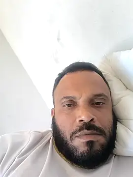 Snapshot of morenorj17 chatting on November 1, 2025, 4:23 pm morenorj17 online show from November 1, 2025, 4:23 pm