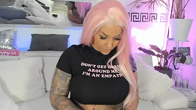 CocoSkyy online show from February 14, 2025, 3:15 pm