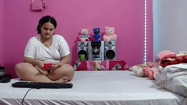 Snapshot of brunnette_hot chatting on July 9, 2026, 10:59 am brunnette hot online show from July 9, 2026, 10:59 am