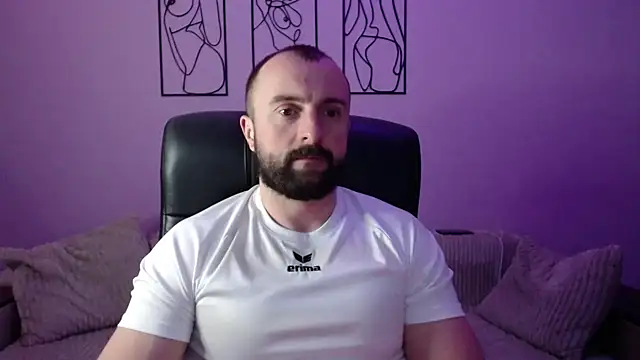 Snapshot of brindlefly6969 chatting on April 6, 2026, 11:00 am brindlefly6969 online show from April 6, 2026, 11:00 am