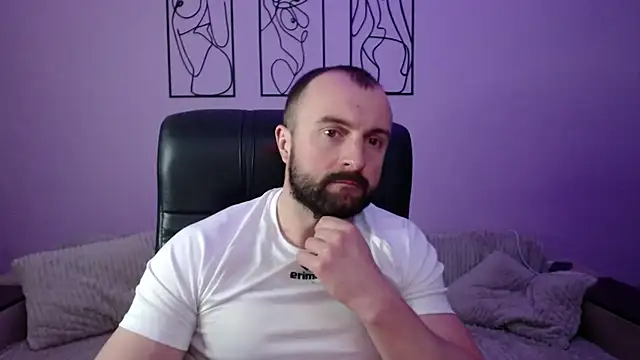 Snapshot of brindlefly6969 chatting on April 7, 2026, 10:50 am brindlefly6969 online show from April 7, 2026, 10:50 am