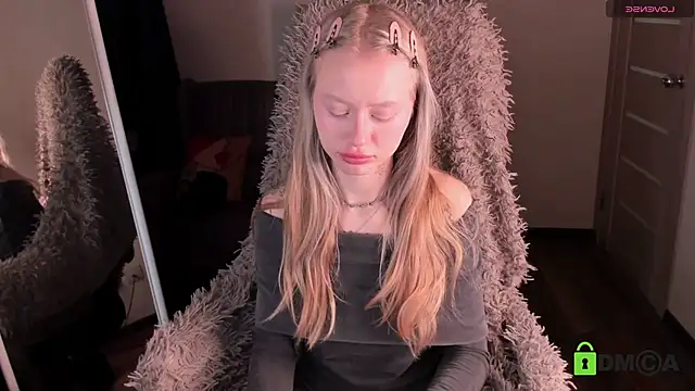 MalenaErnman online show from February 20, 2026, 10:39 am