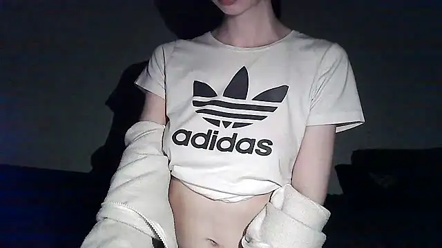 ElizaSwon online show from November 9, 2025, 2:54 pm