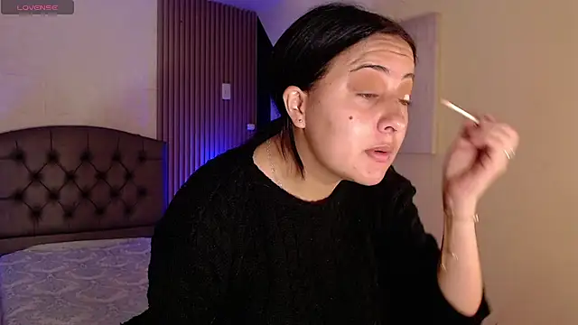 Snapshot of isabella_smith_ chatting on October 14, 2025, 5:13 pm isabella smith online show from October 14, 2025, 5:13 pm