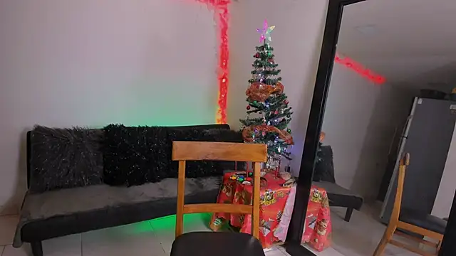 Snapshot of Kyo_donglee chatting on December 23, 2024, 10:23 pm Kyo donglee online show from December 23, 2024, 10:23 pm