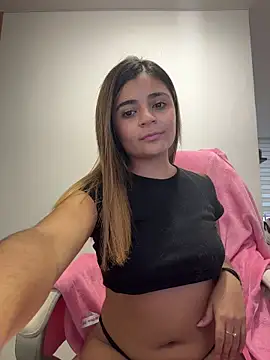 Snapshot of pamell_col chatting on March 3, 2026, 10:50 pm pamell col online show from March 3, 2026, 10:50 pm