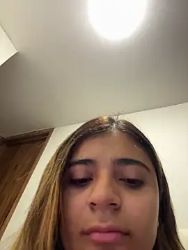 Snapshot of pamell_col chatting on February 5, 2026, 10:33 am pamell col online show from February 5, 2026, 10:33 am