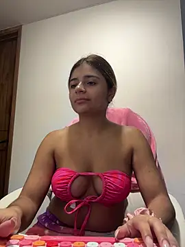 Snapshot of pamell_col chatting on February 3, 2026, 11:37 am pamell col online show from February 3, 2026, 11:37 am